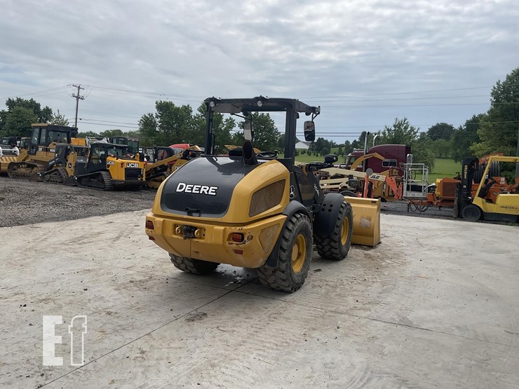 2019-deere-204l-image-4