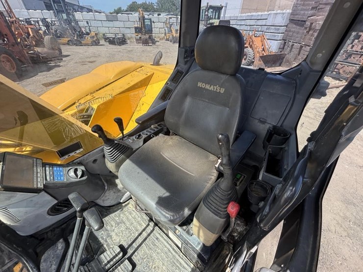 komatsu-pc78us-8-image-25