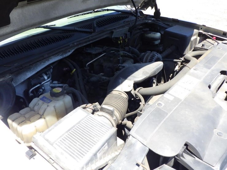 2006-chevrolet-1500-image-9
