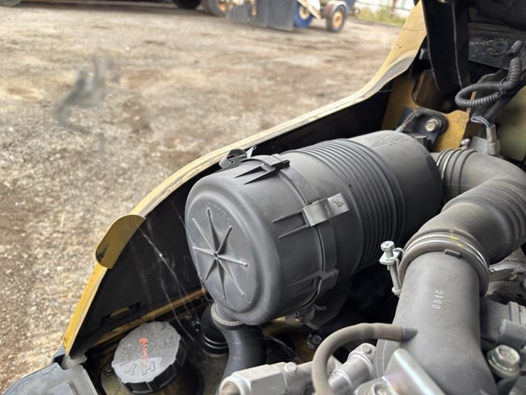 2020-caterpillar-2c6000-image-33
