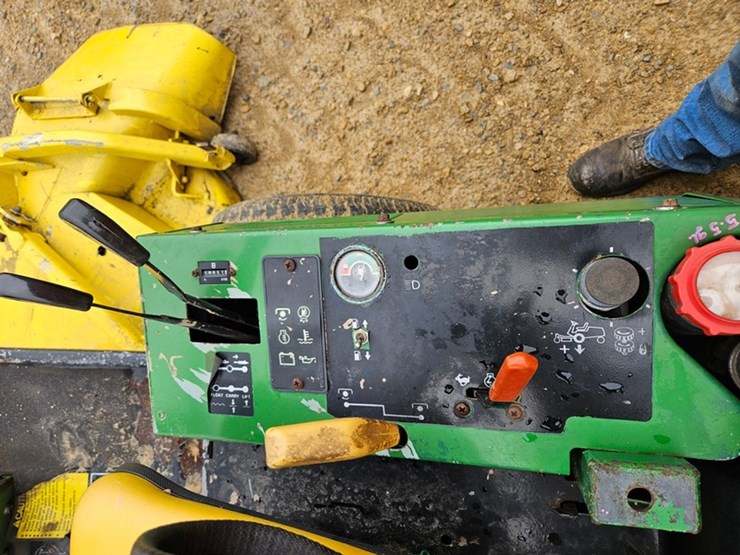 john-deere-f935-image-22