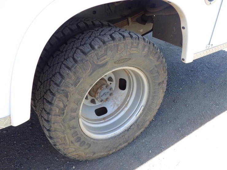 2015-ford-f350-image-14