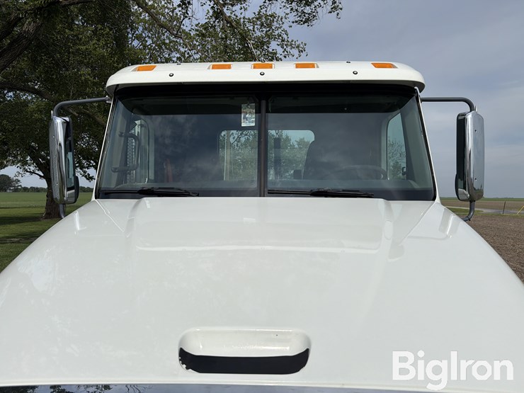 2007-freightliner-columbia-120-t/a-day-cab-truck-tractor-image-11