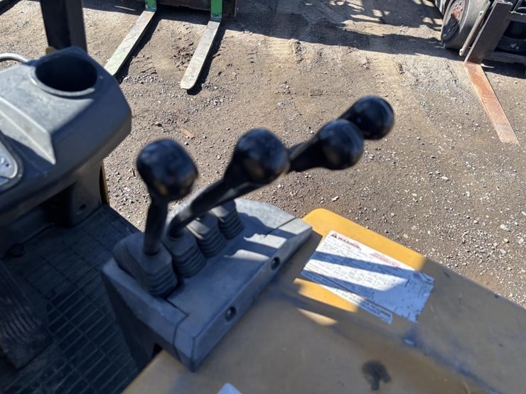 caterpillar-ec30n2-image-21