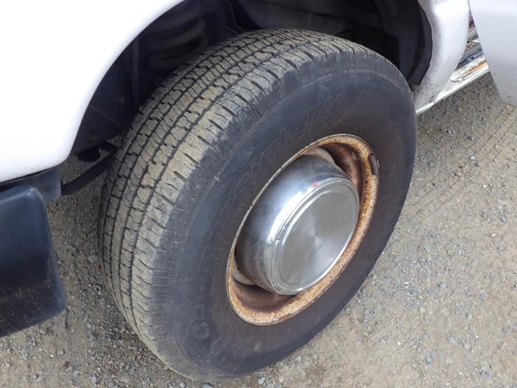 2006-ford-econoline-350-image-13