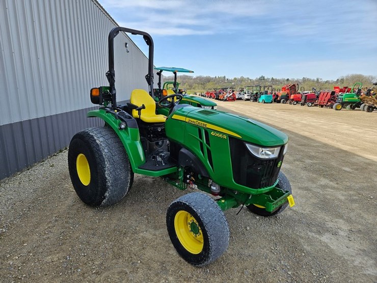 john-deere-4066r-image-7