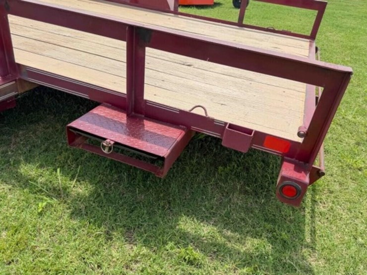 2011-18’-big-tex-flatbed-trailer-image-7
