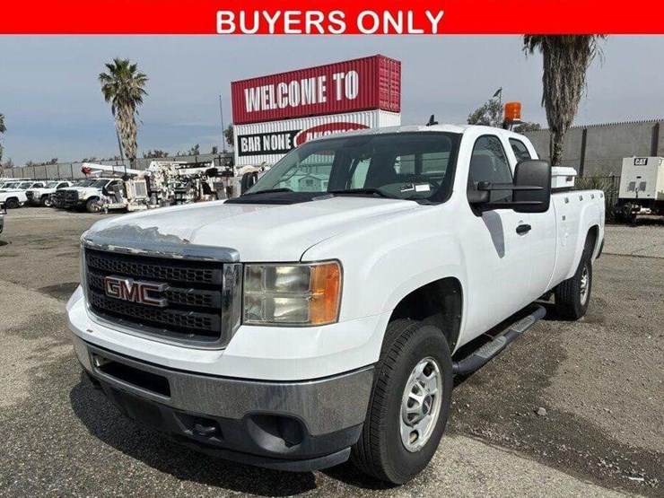 2012-gmc-2500hd-image-1