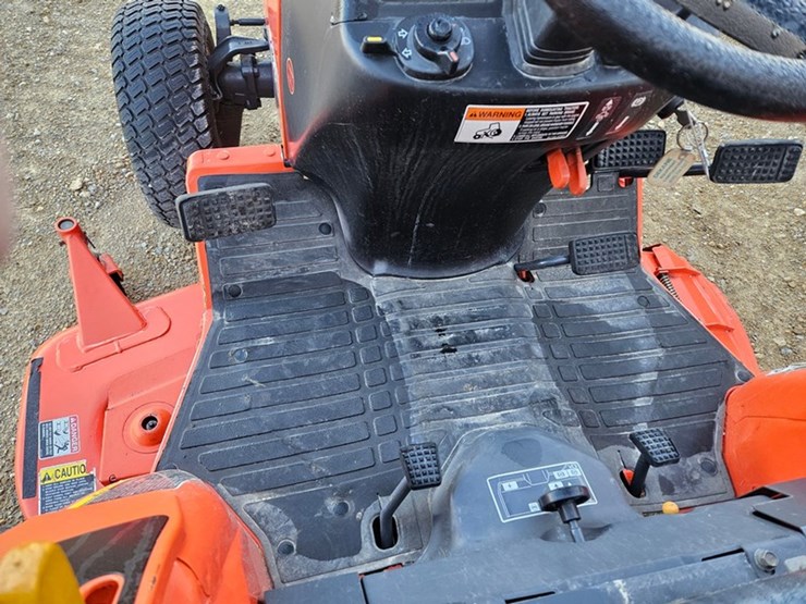 kubota-b7800hst-image-25