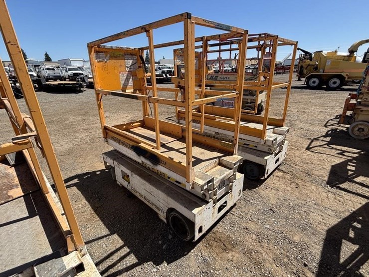 2005-custom-equipment-hb1030-image-4