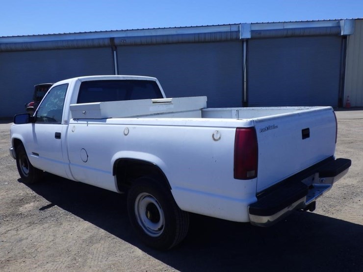 1990-chevrolet-2500-image-4