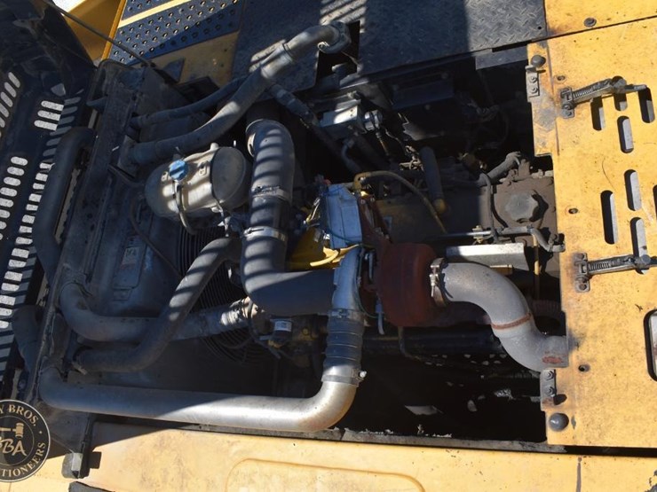 2010-deere-350d-lc-image-53