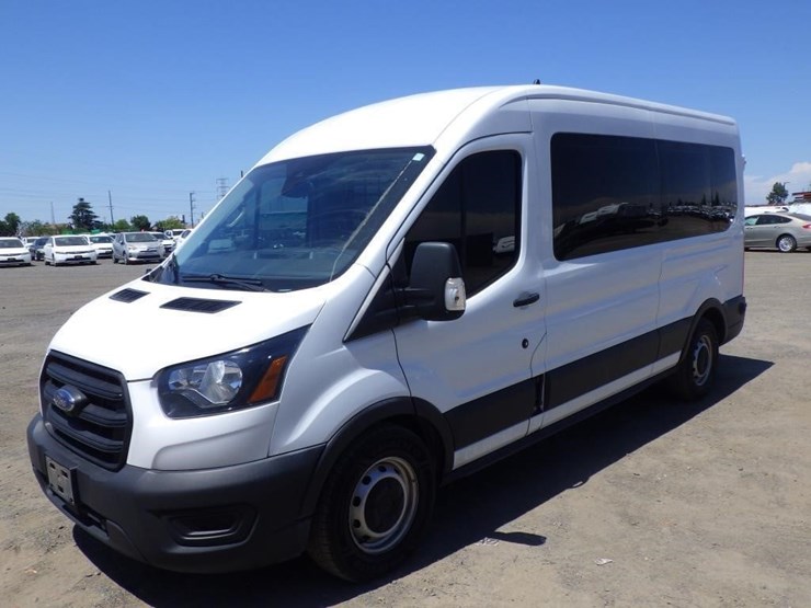 2020-ford-transit-image-1