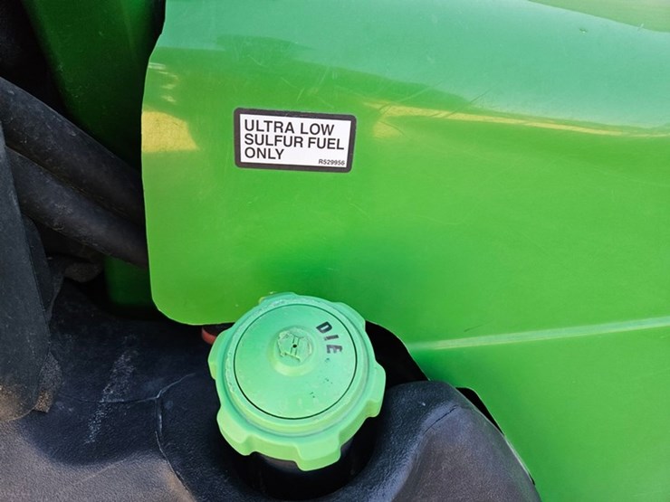 john-deere-1575-image-13