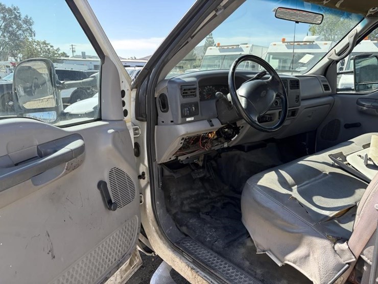 1999-ford-f450-image-11