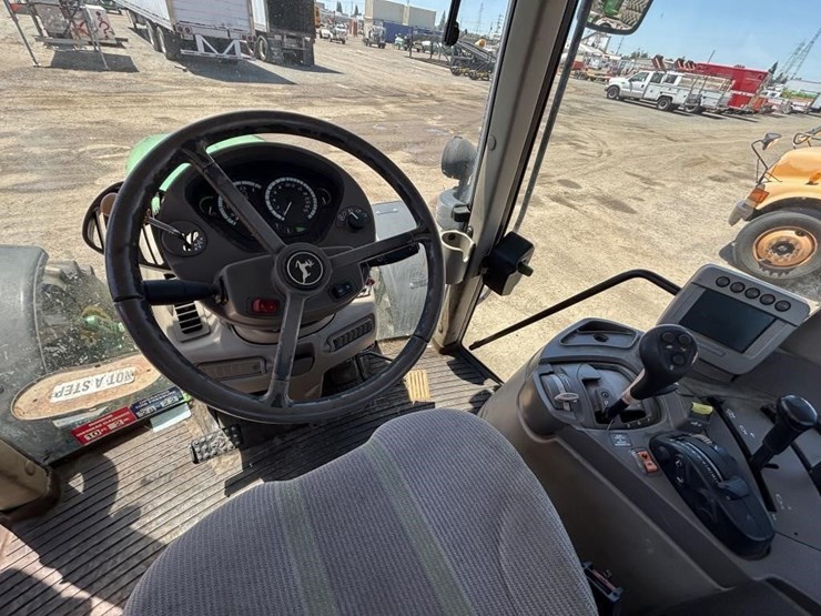 john-deere-6230-image-30