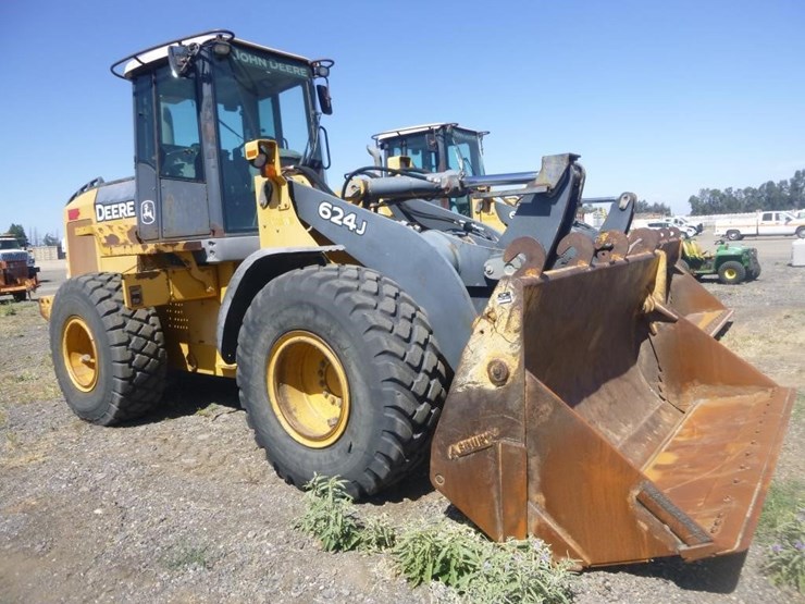 2005-deere-624j-image-3