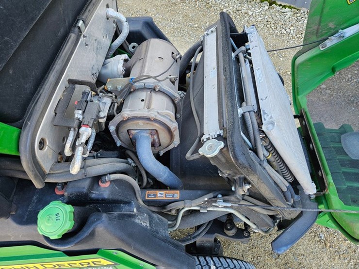 john-deere-1575-image-29