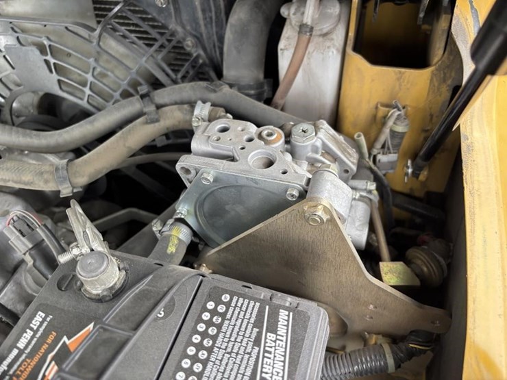 2020-caterpillar-2c6000-image-30