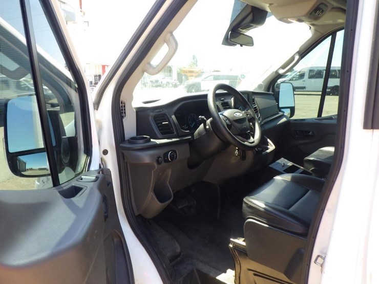 2020-ford-transit-image-5