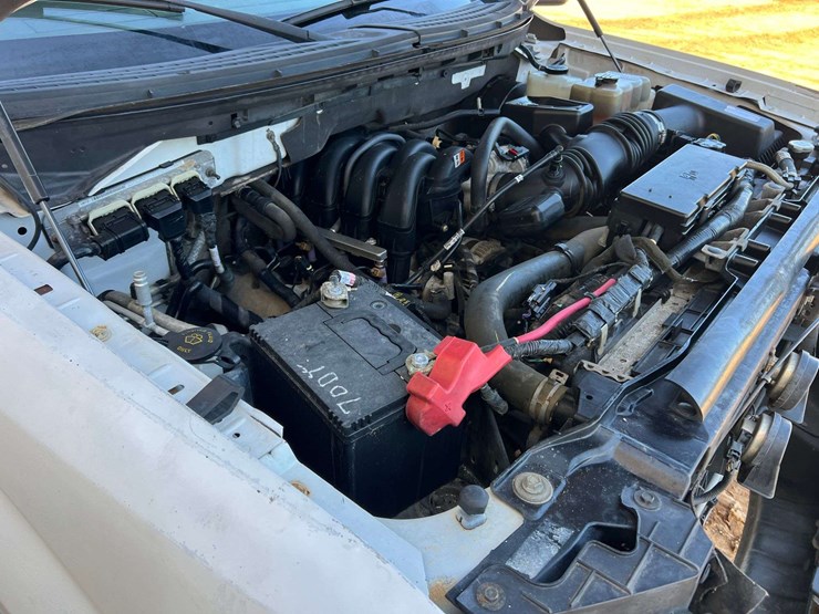 2010-ford-f150-xlt-image-41