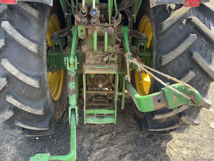 2023-john-deere-5075gn-image-13