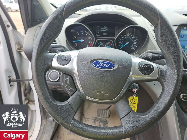 2016-ford-escape-image-18