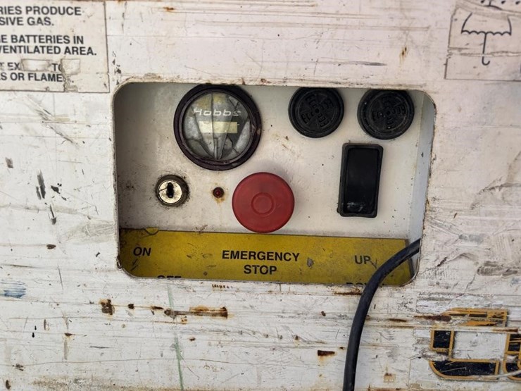 2005-custom-equipment-hb1030-image-6