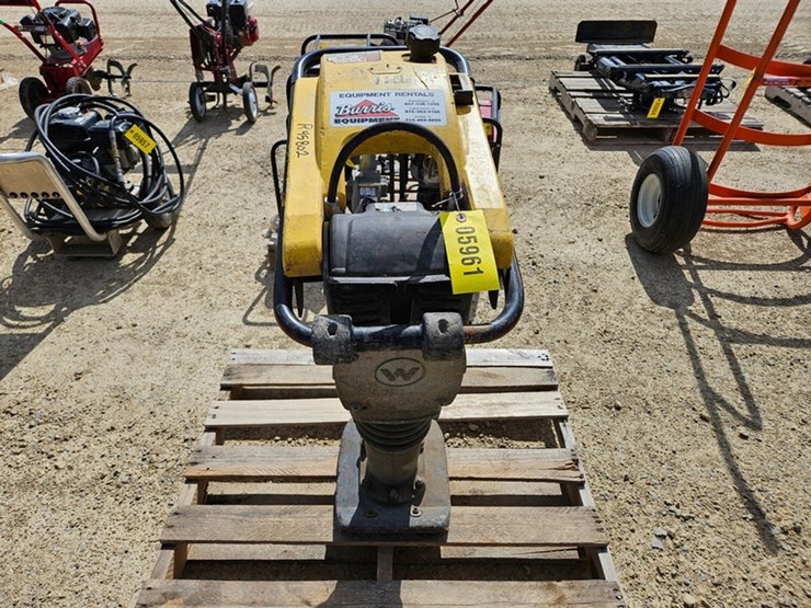 2018-wacker-neuson-bs50-2-image-7