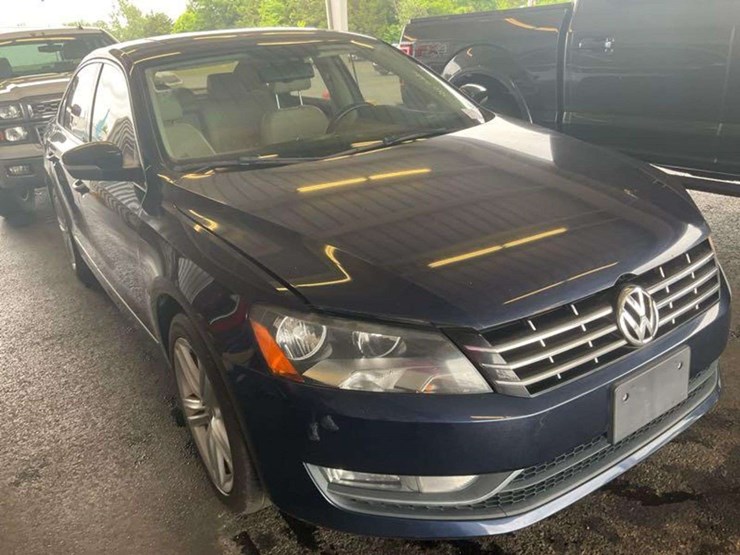 2014-volkswagen-passat-tdi-se-4-dr-sedan-diesel,-image-1