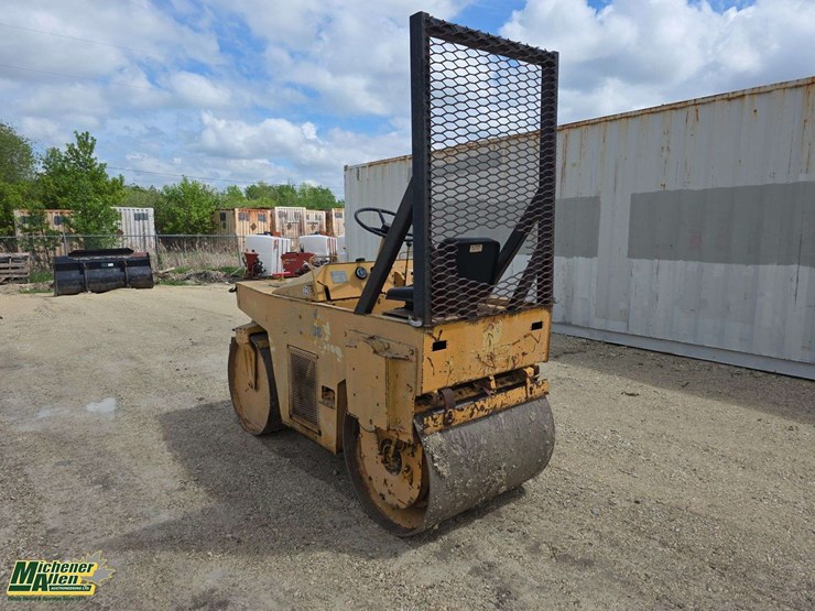 1977-bomag-bw90-image-4