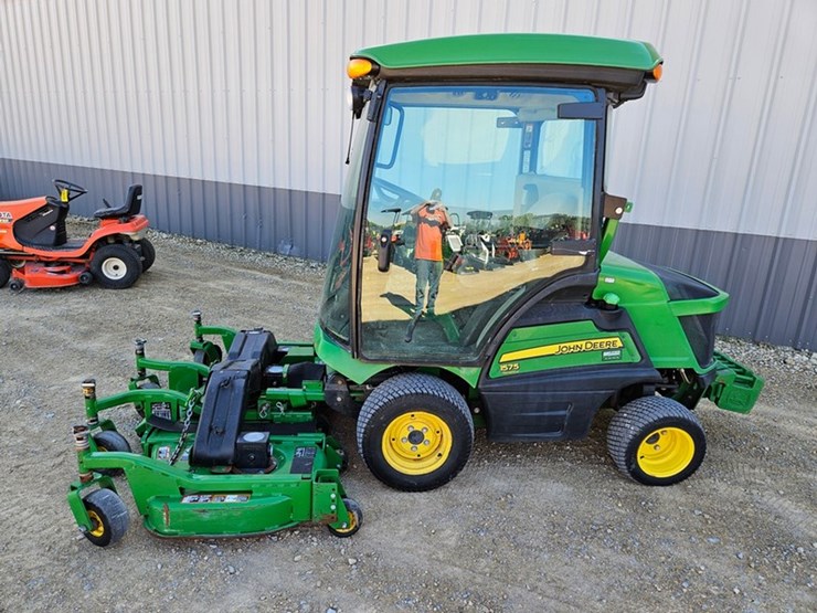 john-deere-1575-image-2