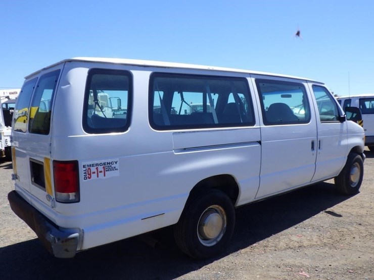 2000-ford-econoline-350-image-3