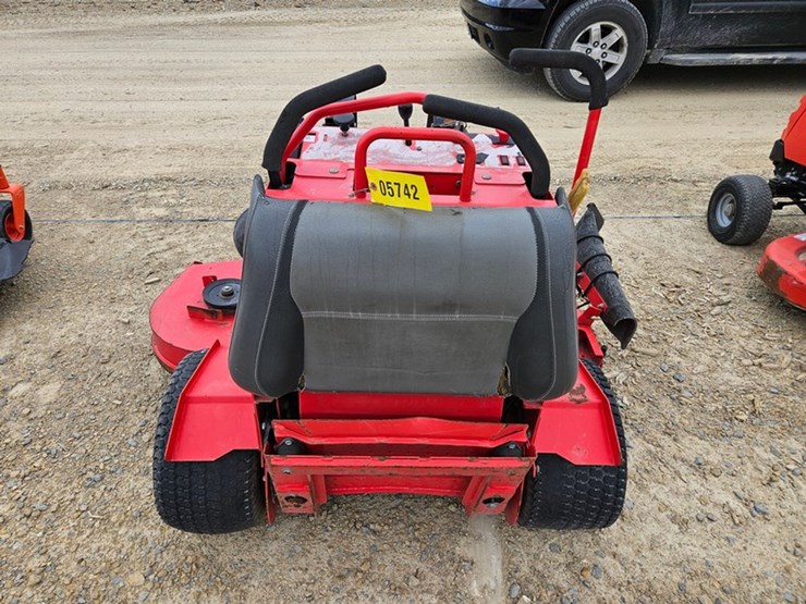 gravely-prostance-52-image-4