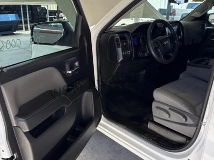 2014-chevrolet-silverado-1500-image-23