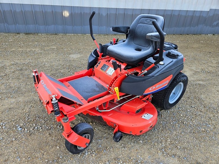 #5090-•-simplicity-zero-turn-mower-image-1