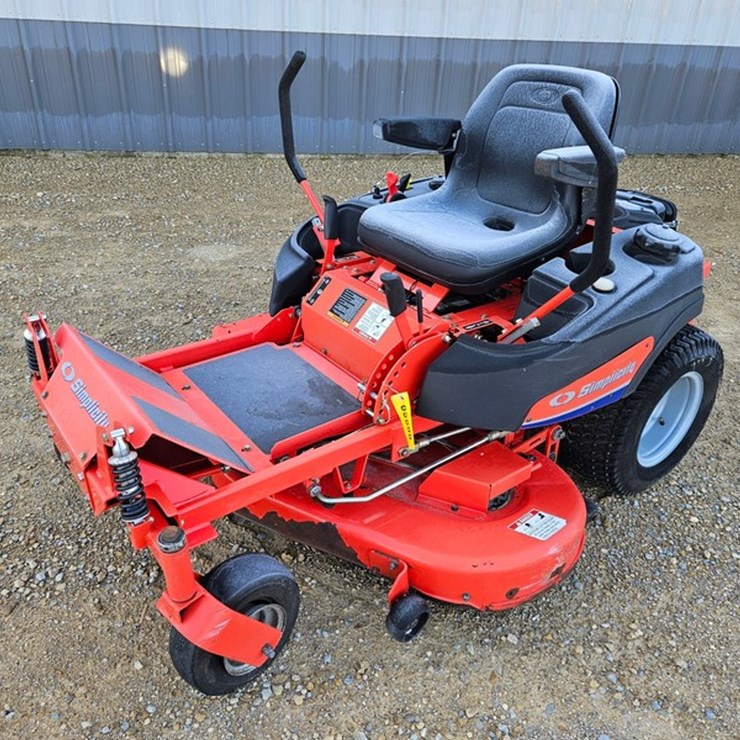 #5090 • Simplicity Zero Turn Mower