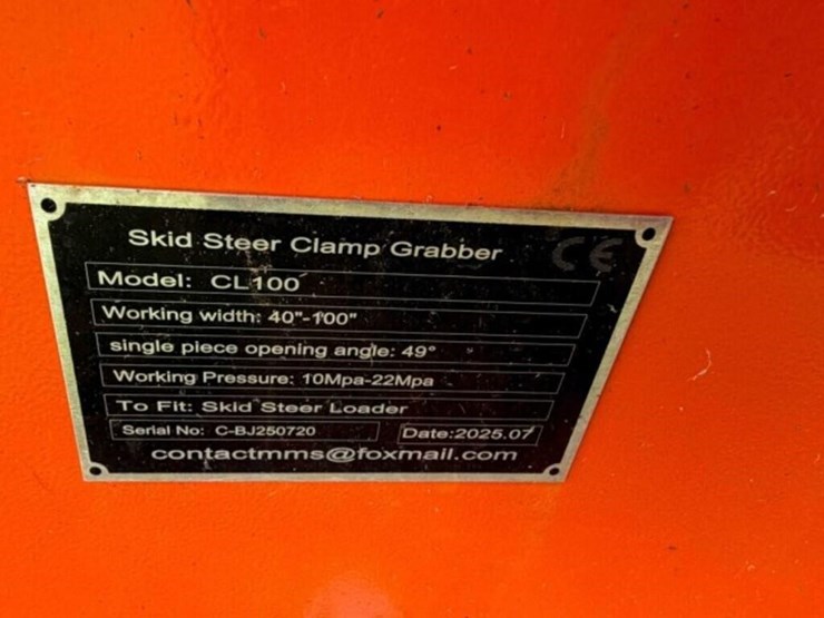 skid-steer-bale-clamp-grabber-image-7