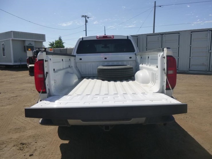 2019-chevrolet-colorado-image-19