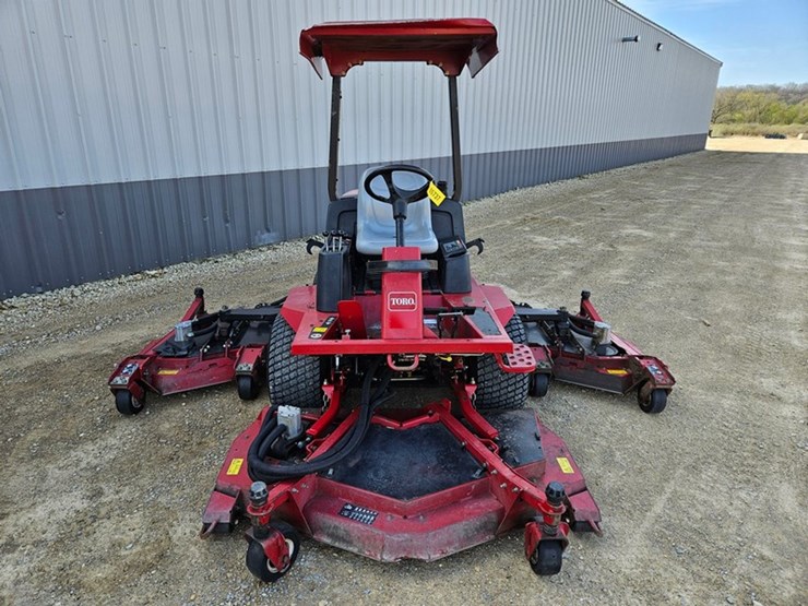 toro-groundsmaster-4000d-image-8