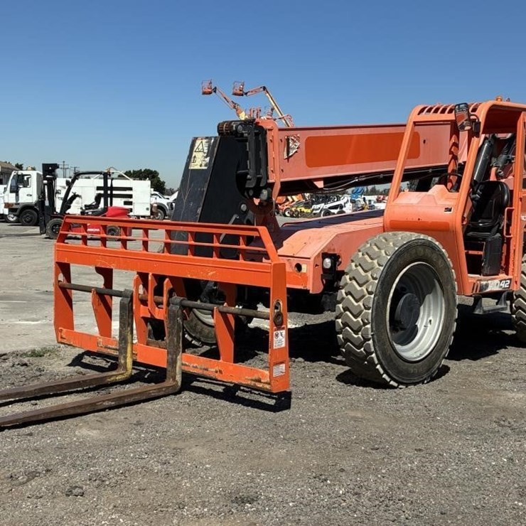 2016 SKY TRAK 6042