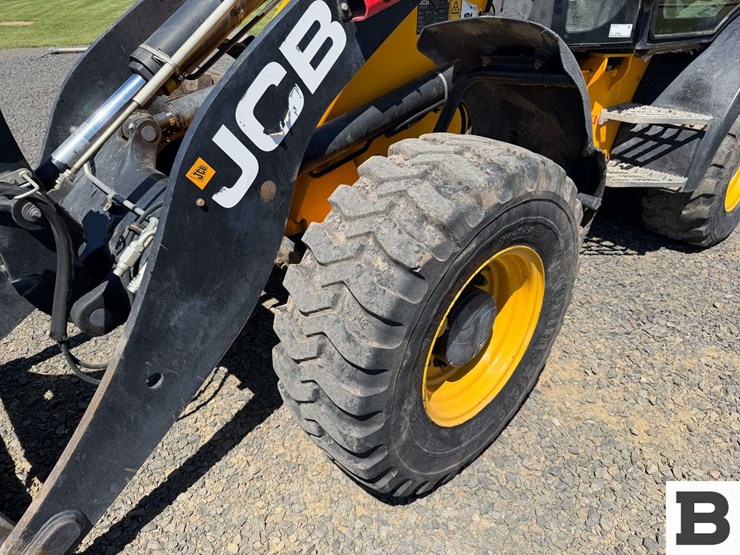 2018-jcb-409-image-14