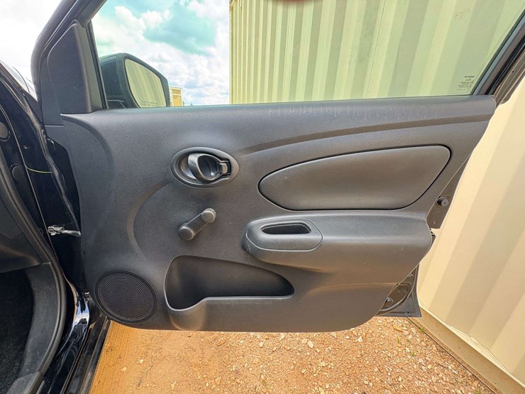 2019-nissan-versa-sedan-s-plus-(121,518-miles)-image-21