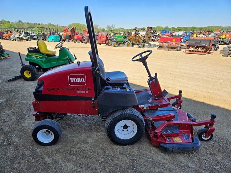 2018-toro-groundsmaster3280d-image-6
