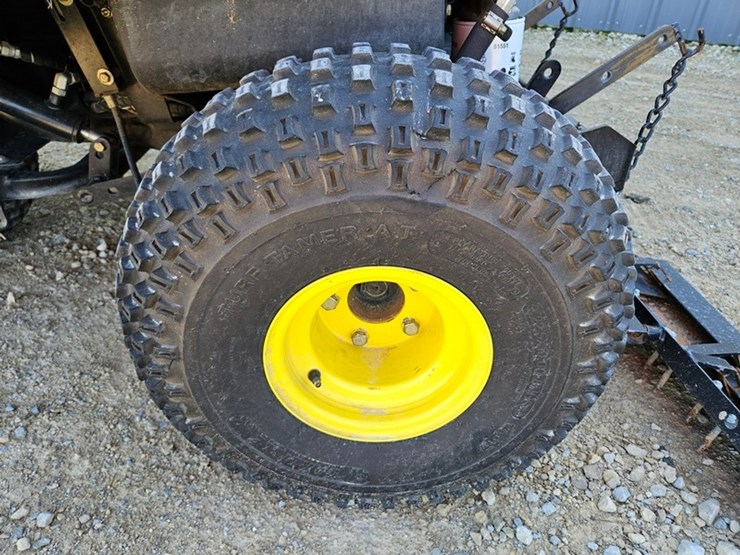 2011-john-deere-1200-image-11