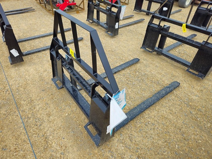#5136-•-2026-mower-king-sa-48"-pallet-fork-image-5