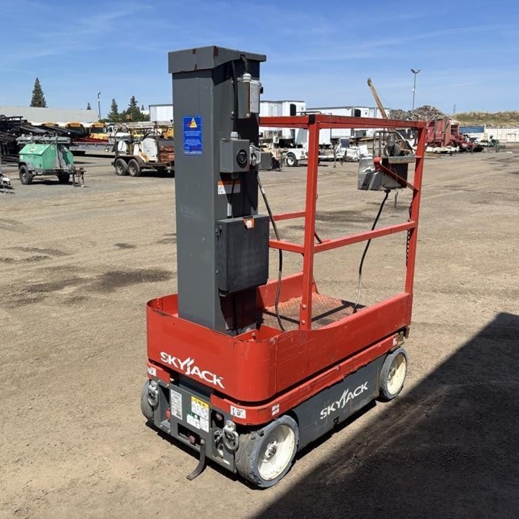 2018 SKYJACK SJ12