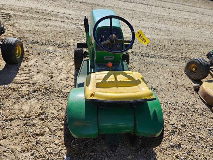john-deere-100-image-4