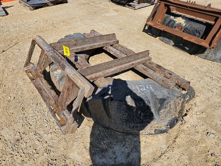 #5107-•-rubber-tire-manure-scraper-image-5