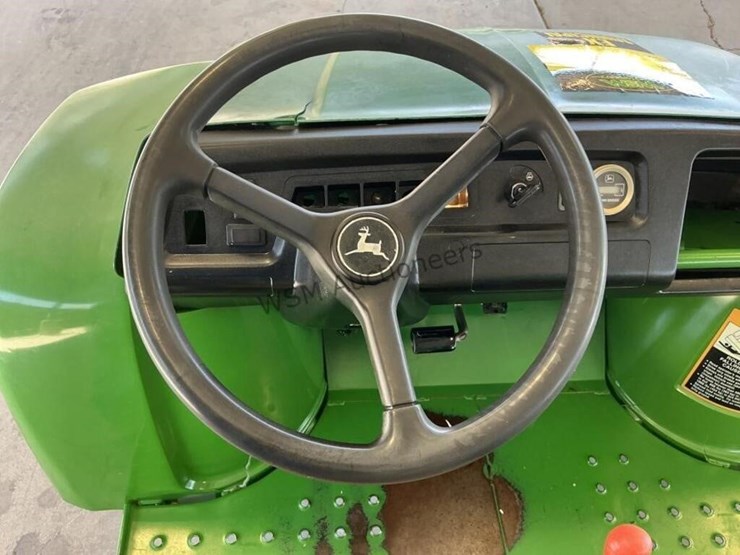 john-deere-gator-image-10